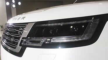 Land Rover Range Rover Headlight