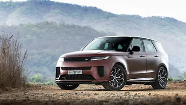 Land Rover Range Rover Left Front Three Quarter