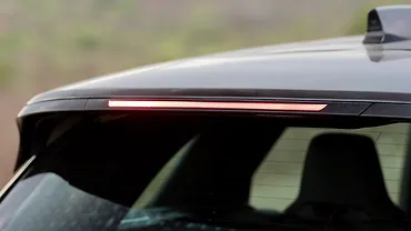 Land Rover Range Rover Rear High Mounted Stop Lamp