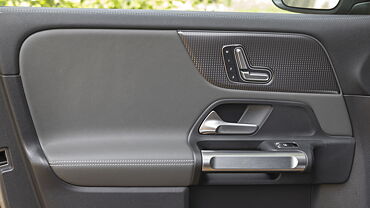 Mercedes-Benz EQB Seat Adjustment Electric for Front Passenger
