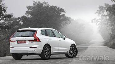 Volvo XC60 [2021-2022] Right Rear Three Quarter