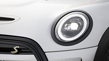 MINI Cooper SE Headlight