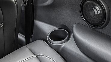 MINI Cooper SE Rear Speakers