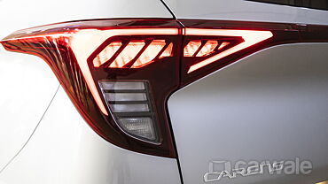 Discontinued Kia Carens 2022 Tail Light/Tail Lamp