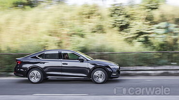 Skoda Octavia Left Side View