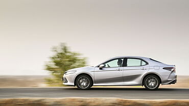 Toyota Camry Left Side View