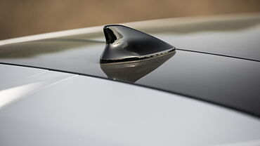 Hyundai Ioniq 5 Antenna