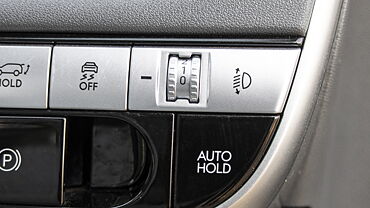 Hyundai Ioniq 5 ESP Button