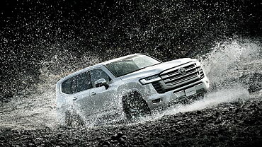 New Toyota Land Cruiser waiting period stretches up to four years in Japan