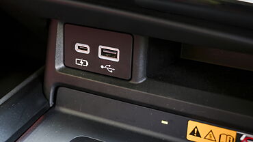 Lexus NX USB Port/AUX/Power Socket/Wireless Charging