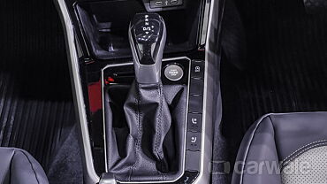 Volkswagen Virtus [2022-2023] Gear Shifter/Gear Shifter Stalk