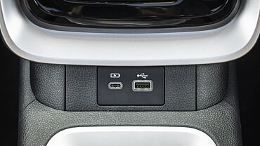 Toyota Innova Hycross USB Port/AUX/Power Socket/Wireless Charging