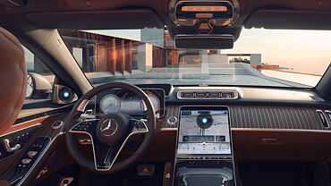 Mercedes-Benz Maybach S-Class Dashboard