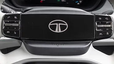 ईवी की डिमांड ने बढ़ाया टाटा मोटर्स का ग्राफ; अगस्त में पैसेंजर कार्स की बिक्री हुई सुस्त! ईवी की डिमांड ने बढ़ाया टाटा मोटर्स का ग्राफ; अगस्त में पैसेंजर कार्स की बिक्री हुई सुस्त!