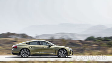 Audi e-tron GT Right Side View