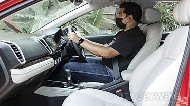 Honda City Hybrid eHEV [2022-2023] Front Row Seats