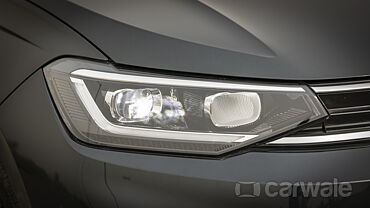 Discontinued Volkswagen Virtus 2022 Headlight