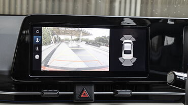 Hyundai Verna 360-Degree Camera Control