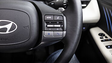 Hyundai Verna Right Steering Mounted Controls