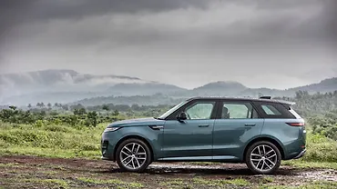 लैंड रोवर रेंज रोवर स्पोर्ट लेफ्ट साइड दृश्य