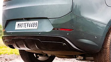 लैंड रोवर रेंज रोवर स्पोर्ट रियर बम्पर