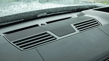 लैंड रोवर रेंज रोवर स्पोर्ट सेंट्रल डैशबोर्ड - टॉप स्टोरेज/स्पीकर