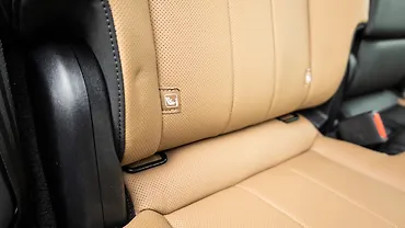 लैंड रोवर रेंज रोवर स्पोर्ट पीछे की रो में आइसोफ़िक्स चाइल्ड सीट माउं​टिंग पॉइंट