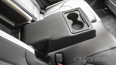 EV6 Cup Holders Image, EV6 Photos in India - CarWale