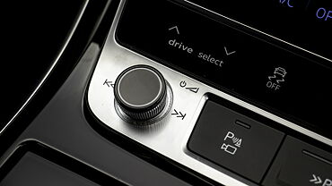 Audi A8 L ESP Button