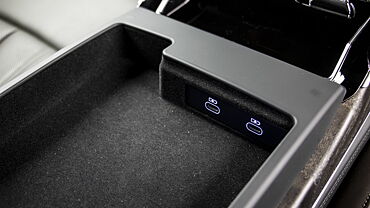 Audi A8 L USB Port/AUX/Power Socket/Wireless Charging