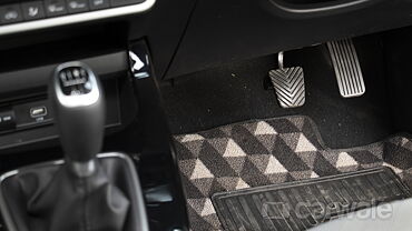 Kia Seltos [2022-2023] Pedals/Foot Controls