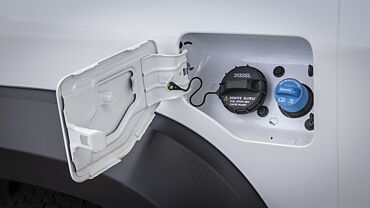 Mahindra Thar Roxx Open Fuel Lid