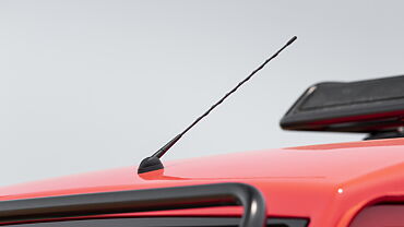 Force Motors Gurkha Antenna