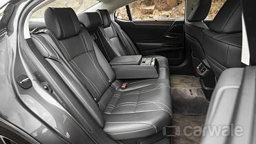 Lexus ES Second Row Seats