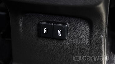 Maruti Suzuki Brezza USB Port/AUX/Power Socket/Wireless Charging
