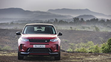 Land Rover Discovery Sport Front View