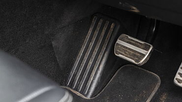 Land Rover Discovery Sport Dead Pedal