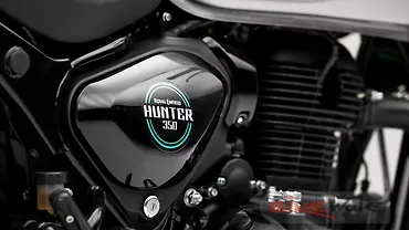 Royal Enfield Hunter 350 [2024] Right Side View