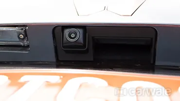 Xuv400 360 Degree Camera Control Image Xuv400 Photos In India Carwale