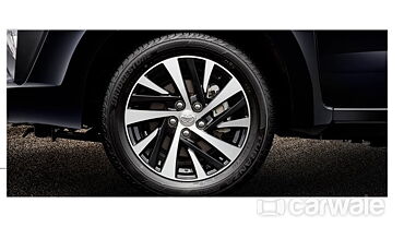 Toyota Innova Crysta [2020-2023] Wheel