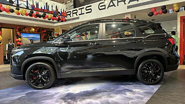 MG Hector Left Side View