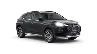 मारुति सुज़ुकी फ्रॉन्क्स ठीक सामने तीन चौथाई
