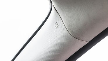 Mahindra XEV 9e Right Side Curtain Airbag