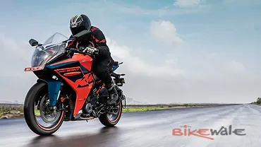 2022 KTM RC 390 Review: Pros and Cons