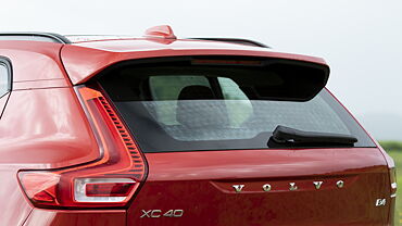 Volvo XC40 Rear Windshield/Windscreen