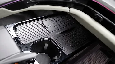 Mahindra BE 6 USB Port/AUX/Power Socket/Wireless Charging