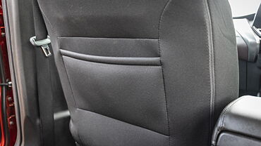 टोयोटा अर्बन क्रूज़र टाइज़र आगे की सीट के पीछे के पॉकेट्स