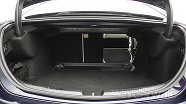 Mercedes-Benz C-Class Closed Boot/Trunk