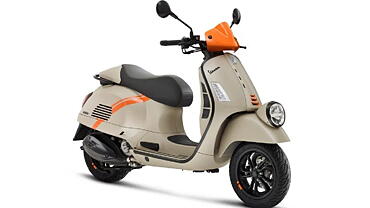Vespa its 300cc retro-scooter! - BikeWale
