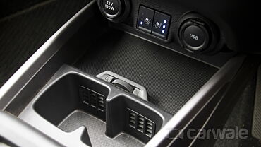 Maruti Suzuki XL6 Cup Holders